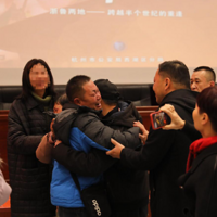 ���磬������һĻ������Ŀ��48���ˣ��������ܺ�һ�������ˡ�