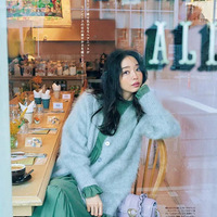 ����һ�����ƵĶ����ϰ�װ���䣬���Ŵ��ͺ���