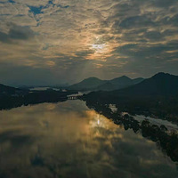 ���Ƕ��ϰ��˰ɣ��ٺ٣��һ�û�ϰ࣬��ʮ�ϰ�