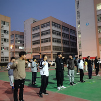 �������п����������������п�����ѧУ�����п���ѵ��һ��