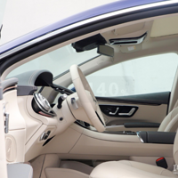 �¿��EQS��װǰ��ͨ�����Σ�̧ͷ��ʾ