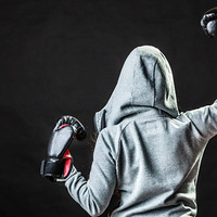 �������꣬�������Ϲ��������������ж�Զ����