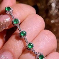 ��ĸ������