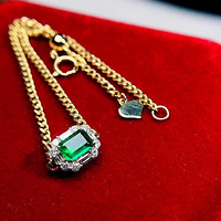 ��ĸ������