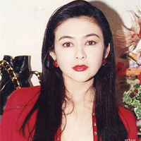 �۷縴��ױ����͹�һ���绪���������Ů�ǣ�