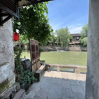 ���������Ļ��Ͻֱ����ˣ���Σ��̻����ο�վͬһ��......