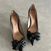 ��Ƥͨ�ڵ�Ь