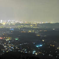 �����ʺ�ҹ���������������һ��һ������ҹ��