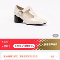 ����������Ů��Ь������