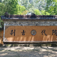 ��һ��˫������һ���ȥ�Լ�����Ե�ڷ�չ��