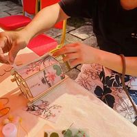 ���������ƺ�լ�����һ�Դ������ɽ�ͻȻ�е�����