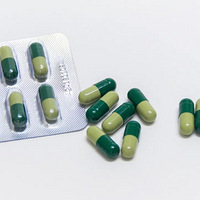 ͷ����ƣ�˵�߾��ߣ�����ͷ�ߣ���ЩҩҲ��մ��