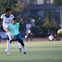 �ĺ�702���С���籭 ���ǵ��г�ָ�ӹ���Ů��