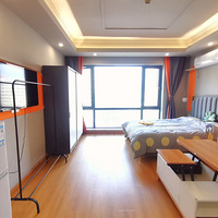 1���߸�ɳ·վ��ɳ����һ�ҳ��⣬�����������ͣ�����ӡ��ǡ�