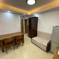 �ɺ� ���ݷ� ����һ�� �м�¥�� �ֳ�ʵ��