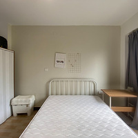 �����ϳ����ű�������Ԣ����һ�����ݣ�����ֱ�⣬���н�ѣ�