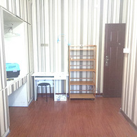 ����1�ң�������32ƽ�ף�1600Ԫ���Ļ��´壬������4¥