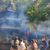 ���¶�����̧ͷ��