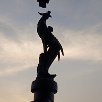 ����� �� ��