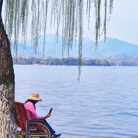 �������̽��ϰ�