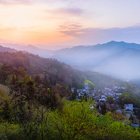 ���ϴ���