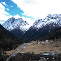 ������Ȼ�Ų��Ĵ��Ĺ���ɽ