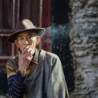 ��·��կ�Ĳ���ͬ��