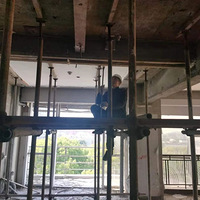 �����ھ�װ�޾Ƶ꣬¥����ʮ��ǽ�忪�ѣ�ҵ���������ˣ�