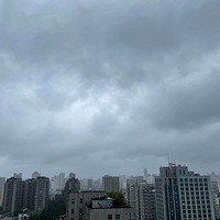 �������Ϲη������ˣ�����㴩������ţ��ᶳ���ں��ݵ�������.