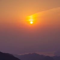 ���ݡ��ຼ��λɽ�����峿�ճ�