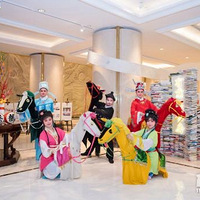 ������ɫ������