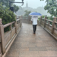 大雨中访径山禅寺，别具一番禅境与诗韵