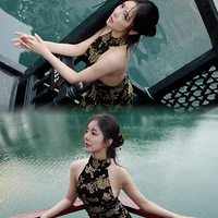 赵奕欢旗袍国风写真。泼墨鎏金 点缀东方韵味，竹蓬泛舟，共赏碧