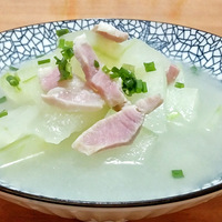 ļ