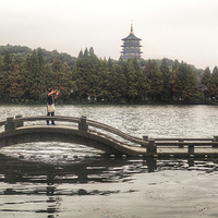 ���Ų���