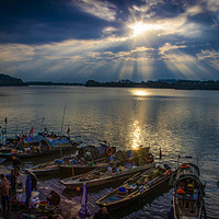 ����������