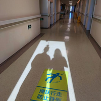 ҽ�����ҳ�����Щ�ˣ��������ҵ�����ϵ�˲͹ݹ�����Ա