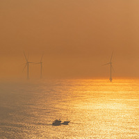 �����۽�