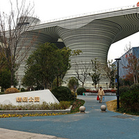 ���ع���