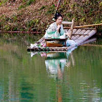 �����С��Ůһö