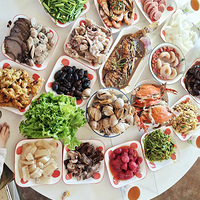 չʾһ�����ǿ���2000�๫��ļ��緹