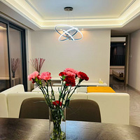 ����Ǳ�����������װ�ķ�˫��˫��̨�����е�ů����յ�δ���