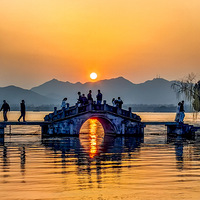 ����Ϧ������������������һ���������ͻ���