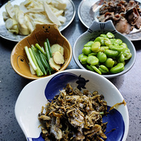 �������������������£�