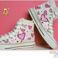 ����֣����������������ᣬ���ŵ��ֻ淫��Ь��½������������