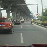 �쾮ɽ�����пͳ�������