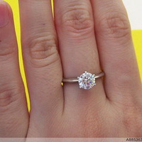 ���������ˮ���������ݣ�С����һЩ��ɹɹ��~~