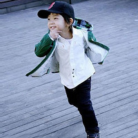 ���й��ļ����װ�������ĵĶ�ͯ������С���ǵķ緶