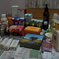 8��13��--17�����������ҹ���������ֻ���Ʒת�ã�