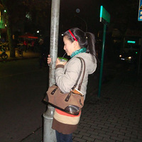 �߳Աߵȿ�ˮ����